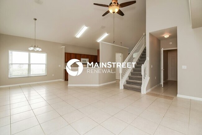 Building Photo - 4 Bedroom Pet-Friendly Home in Lakeland, FL with Main Street Renewal