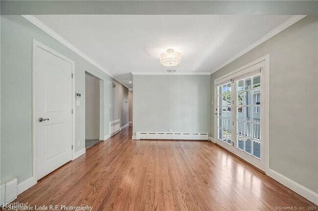 Foto del edificio - 3 br, 3 bath House - 143 Clark St