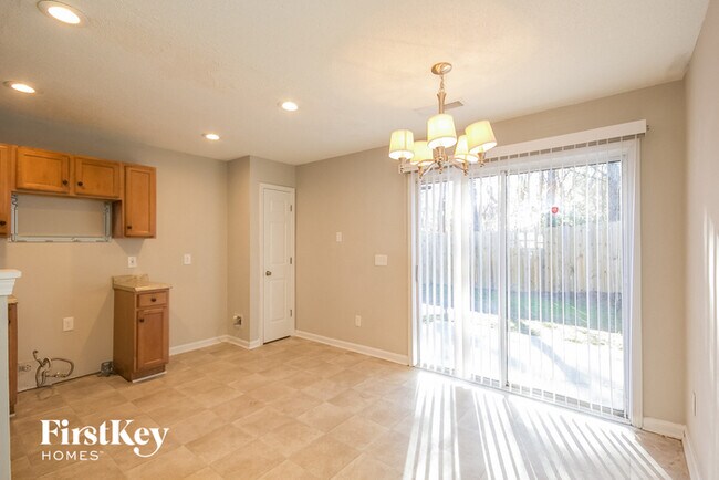 Foto del edificio - 3396 Sable Chase Ln