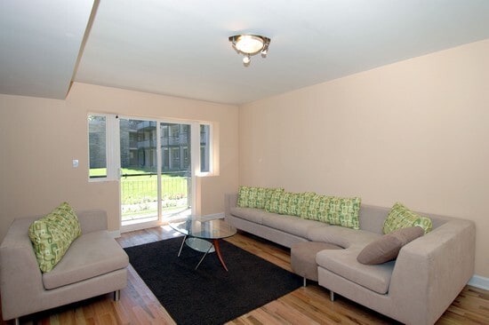 Foto del edificio - Residences At Ridge (6424)