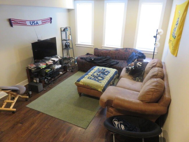 Foto del edificio - 3639 W Shakespeare Ave