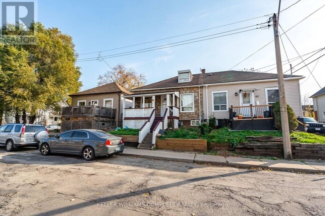 Building Photo - 34 Douglas Ave