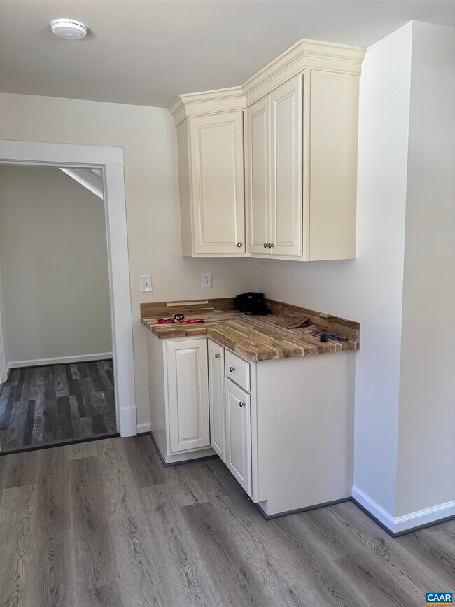 Foto del edificio - 12663 Thomas Nelson Hwy