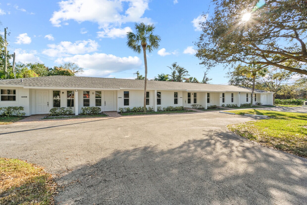 Primary Photo - 12054 Ellison Wilson Rd