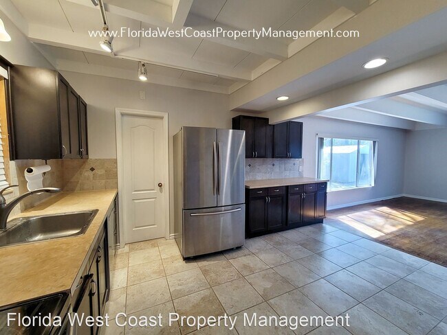 Building Photo - 3 br, 2 bath House - 2115 Harley Ave