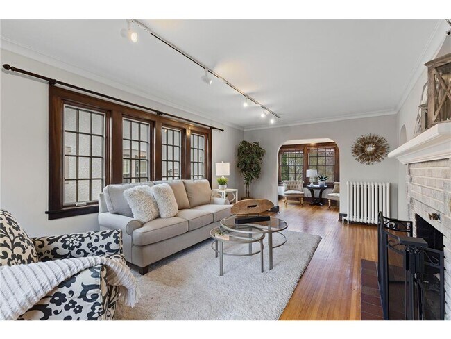 Foto del edificio - 5048 Morgan Ave S