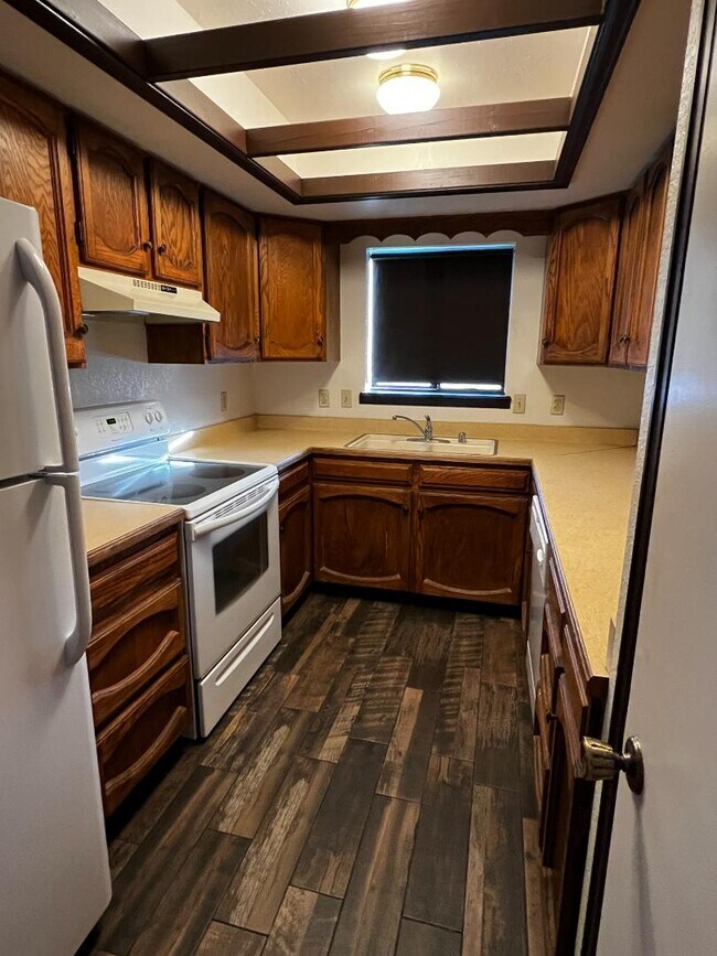 Foto del edificio - 443 E Scenic Dr