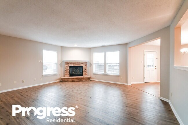 Building Photo - 10392 Split Rock Way