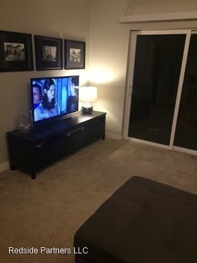 Foto del edificio - 525 1st Ave W
