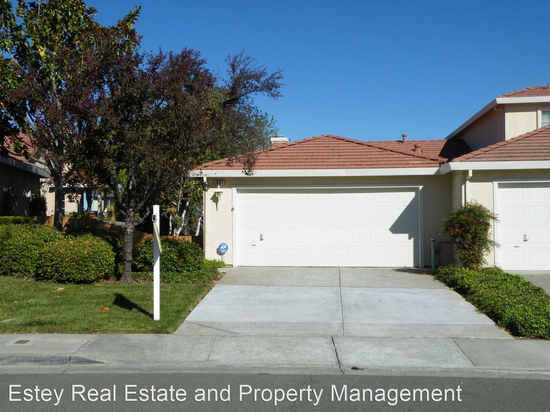 2 br, 2 bath House 361 Columbia Circle House Rental in Benicia, CA