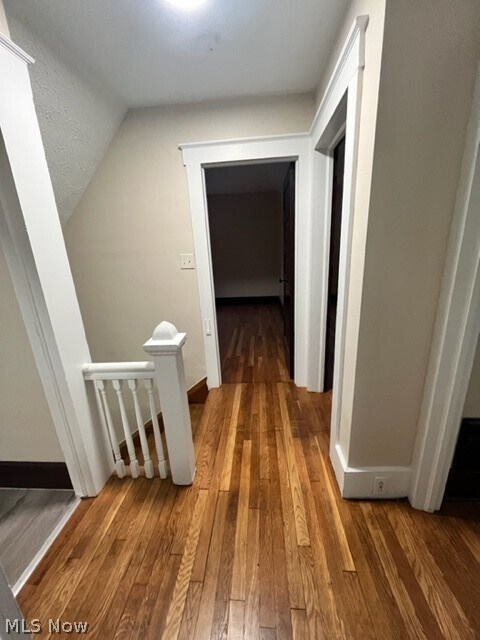 Building Photo - 252 E 3rd St