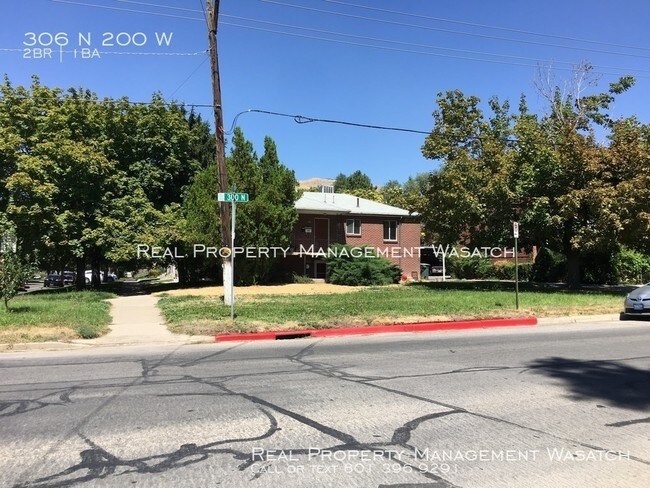 Building Photo - Salt Lake City Duplex
