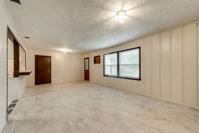 Foto del edificio - 6506 Westview Dr