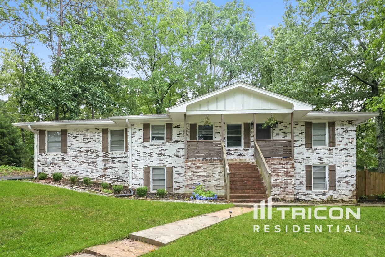 Foto principal - 3581 S Sherwood Rd SE