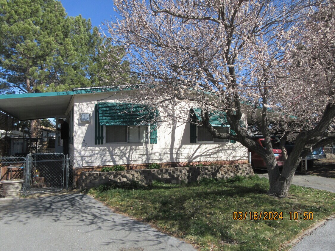 Foto principal - 1277 Kingslane Ct