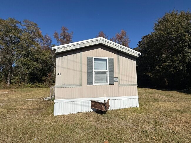 Foto del edificio - 48 Valtlee Dr