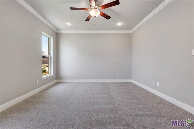 Building Photo - 3 Bedroom NEW Home in Dutchtown - Dutchtow...