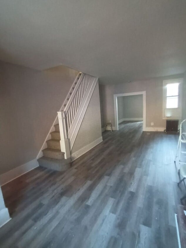 Foto principal - Spacious Newly Renovated Kesington Home