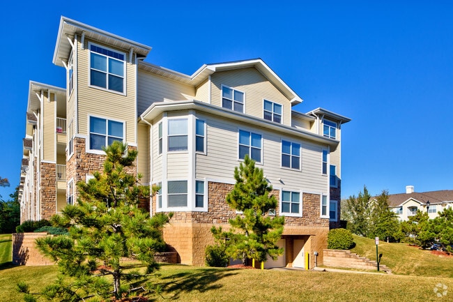 Building Photo - Quinn at Plymouth