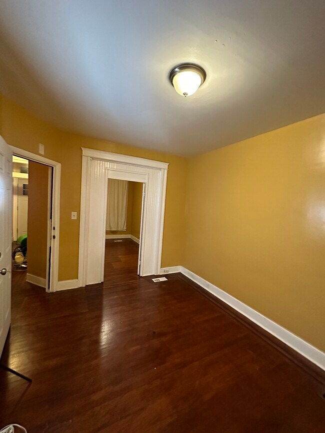 Building Photo - 436 Ilchester Ave