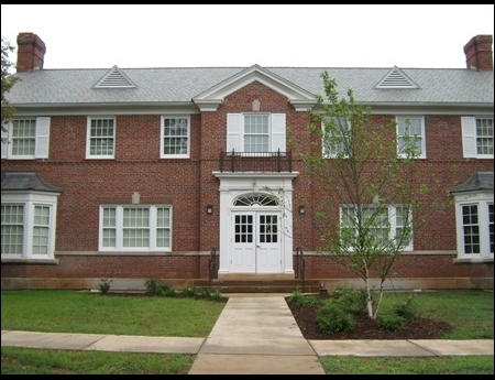 Primary Photo - Parkland Senior Apartments