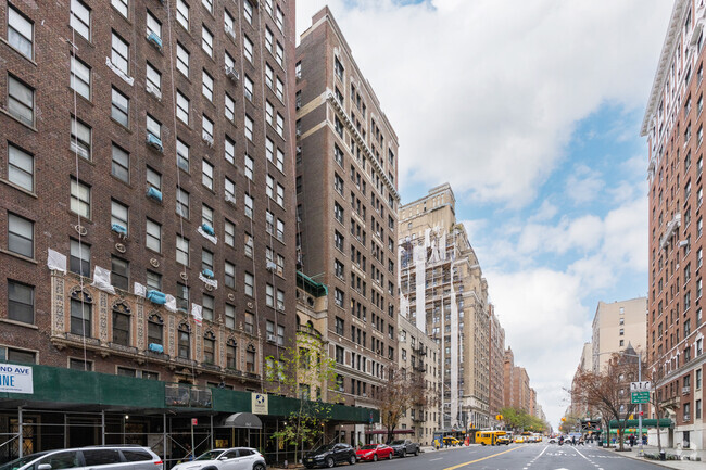Foto del edificio - 255 W West End Ave