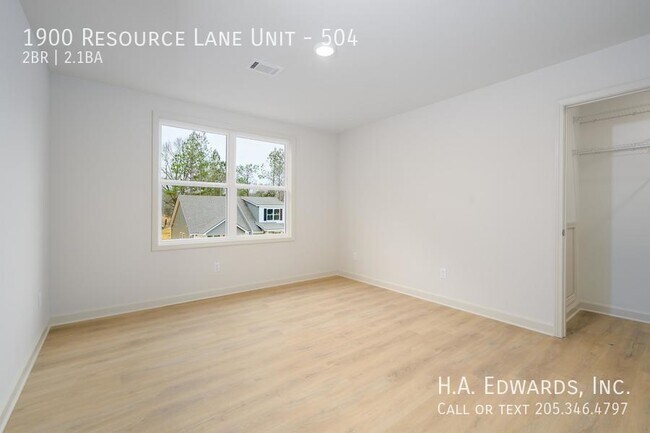 Foto del edificio - 1900 Resource Ln