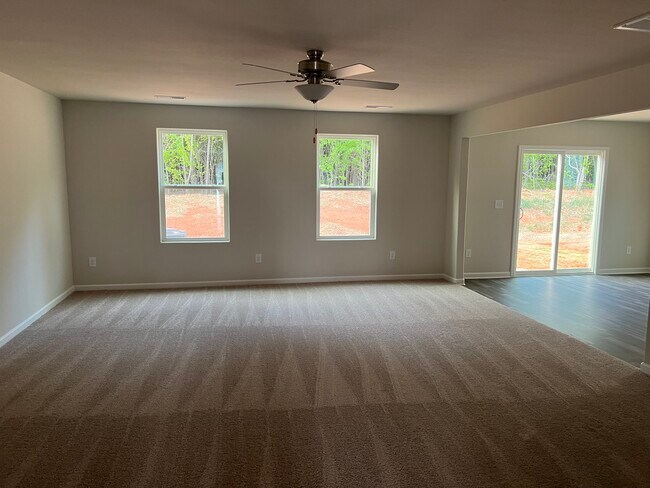 Building Photo - 4623 Hazelburn Dr