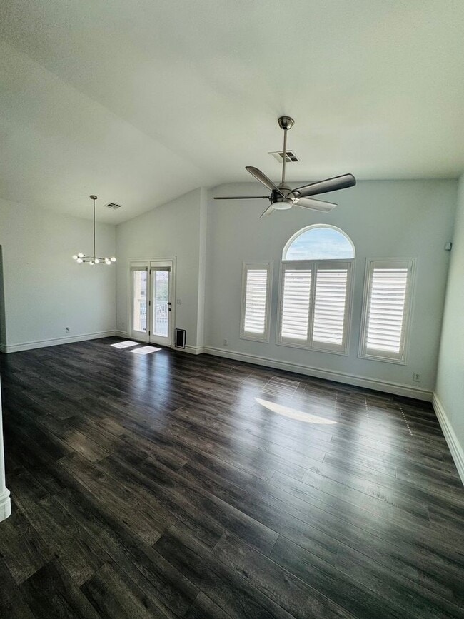Building Photo - 6709 Lookout Lodge Ln