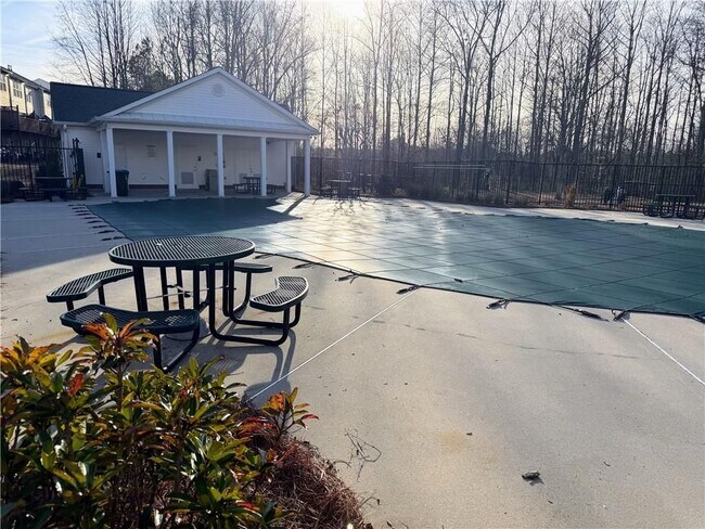 Foto del edificio - 940 Prestwyck Ct