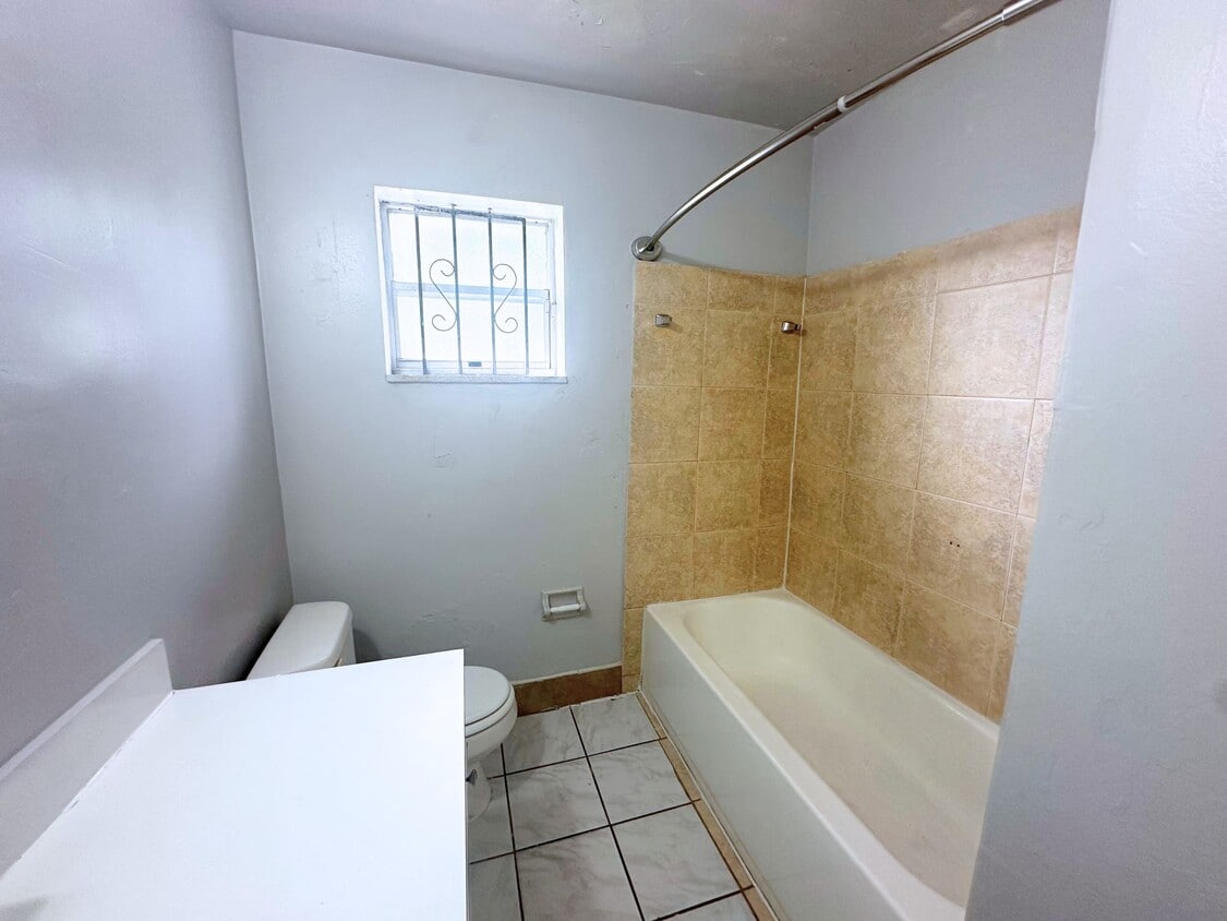 Primary Photo - 4390 NW 174th Dr