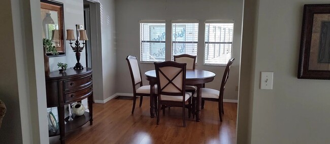 Building Photo - 10815 Ani Cir