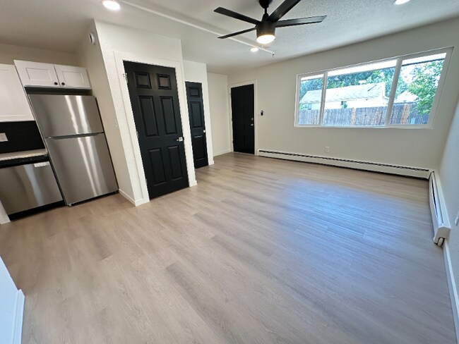 Foto del edificio - 1216 Maple St