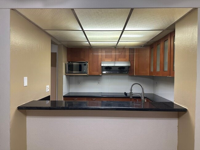 Foto del edificio - 7890 E Spring St