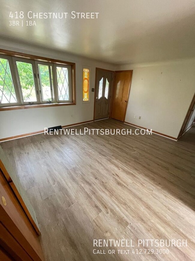 Building Photo - 3 Bedroom Home in McKeesport - Section 8 Only