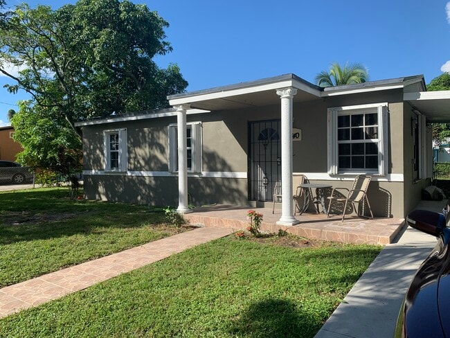 Building Photo - 16340 NW 17th Ct