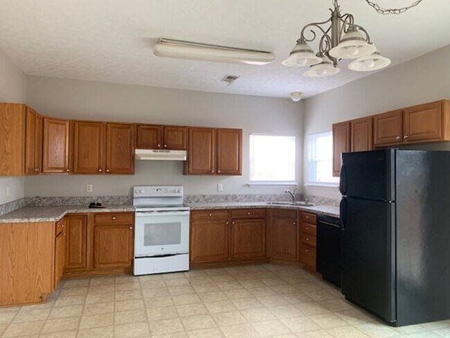 Foto del edificio - Spacious House in Great Acres  250211