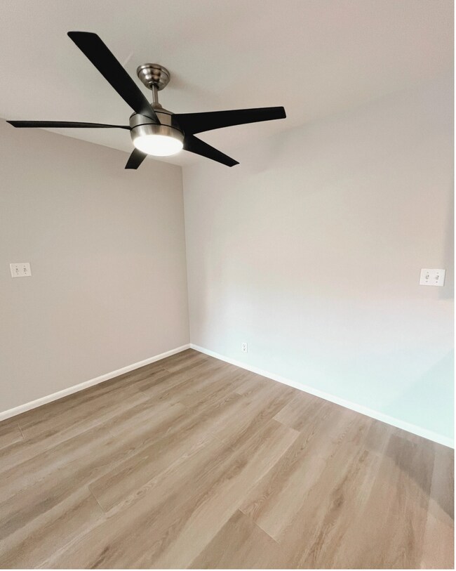Foto del edificio - 8163 Redlands St