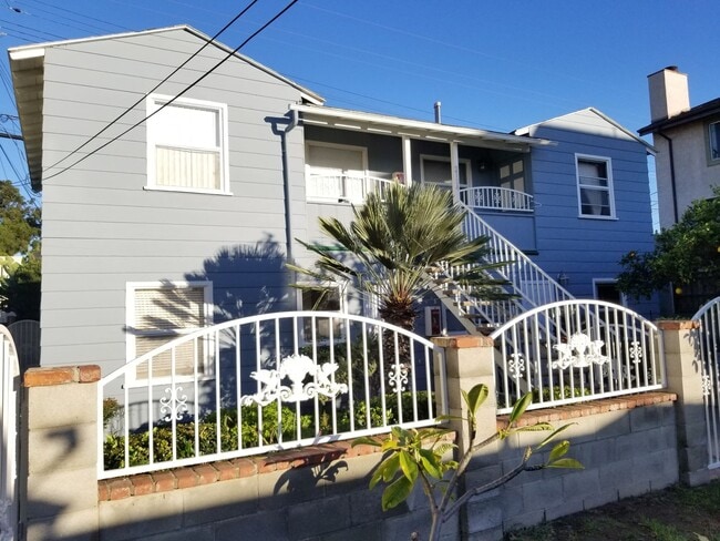 Photo - 2100 Cabrillo Ave Apartment
