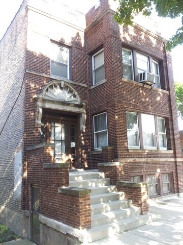 Building Photo - 3159 S Union Ave