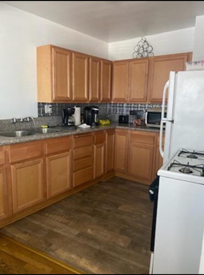 Foto del edificio - 14229 Moorpark St