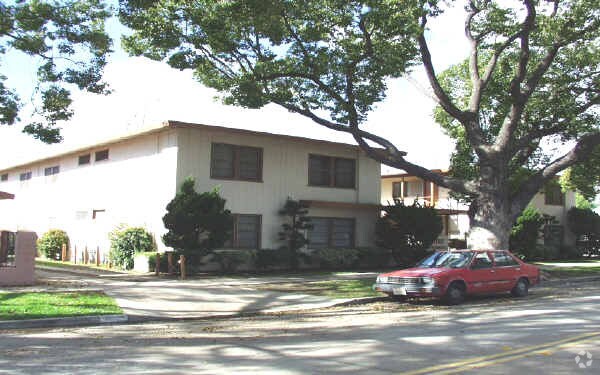 Foto del edificio - Beverly Apartment