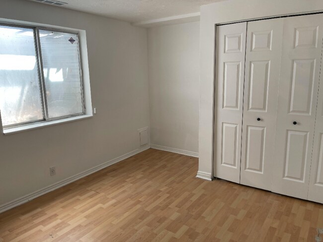 Foto del edificio - 1041 Cobalt Ln