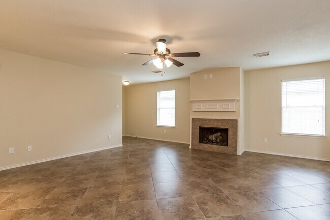 Building Photo - 19414 Pine Cluster Ln
