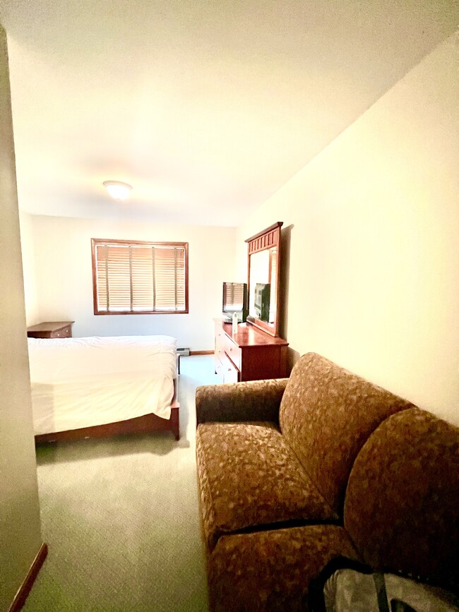 Foto del edificio - 12 Liftside Dr