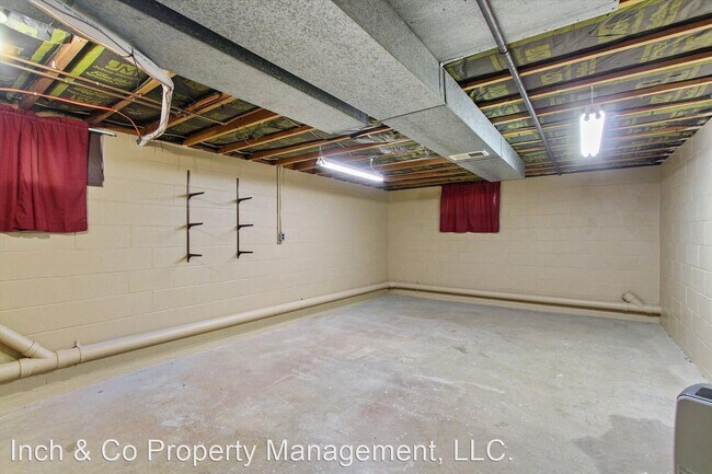 Building Photo - 3 br, 1 bath House - 38 Woodland Drive