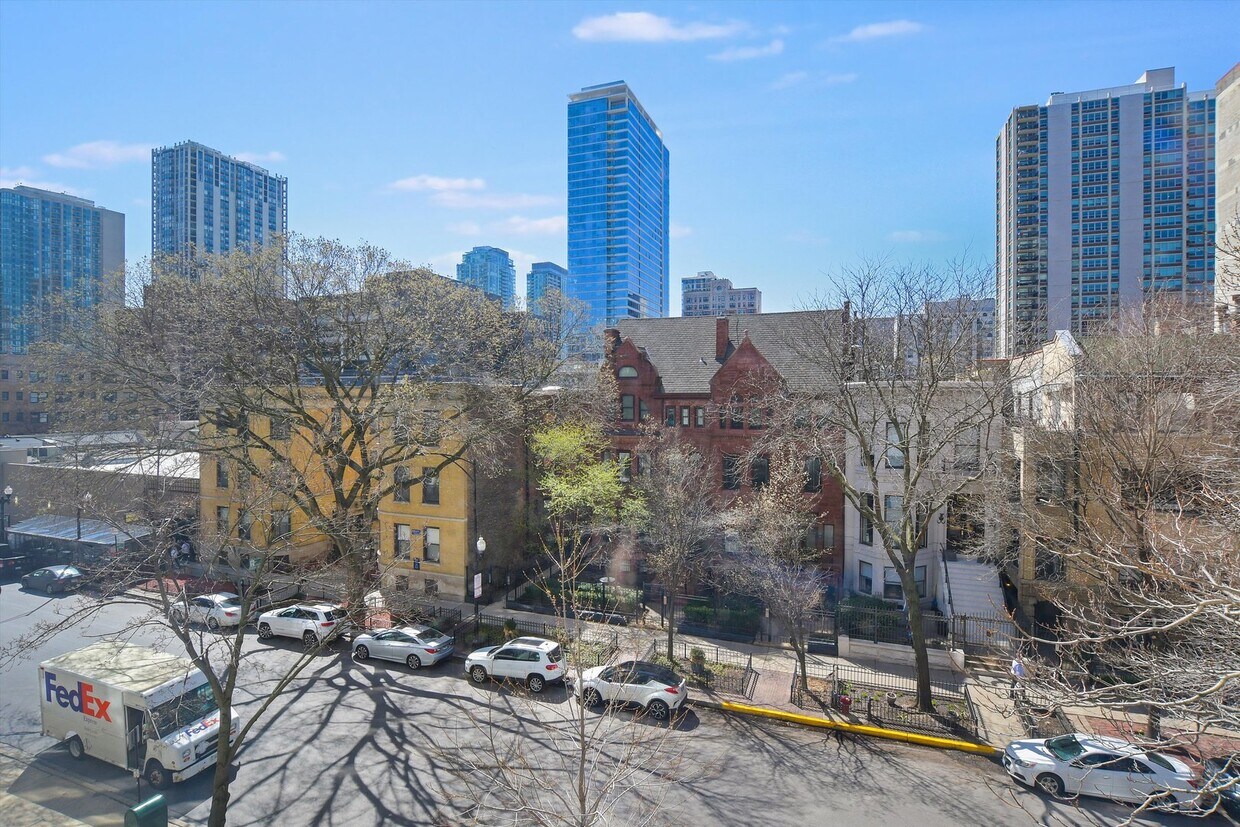 Foto del edificio - 1221 N Dearborn St