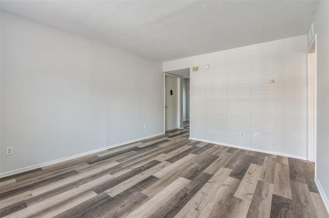 Foto del edificio - 12888 Montfort Dr