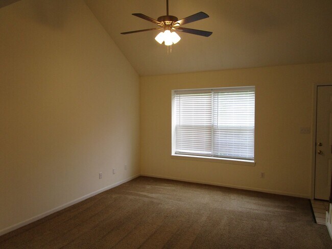 Foto del edificio - 3538-3540 Prescott Dr.
