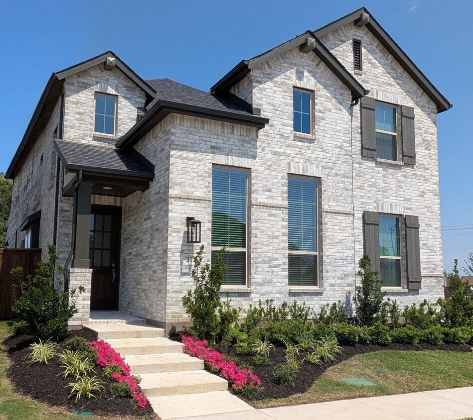 Spacious 4-Bedroom Home on Quiet Cul-de-Sac in Prime Celina Location | Modern Living & Private Yard - Spacious 4-Bedroom Home on Quiet Cul-de-Sac in Prime Celina Location | Modern Living & Private Yard